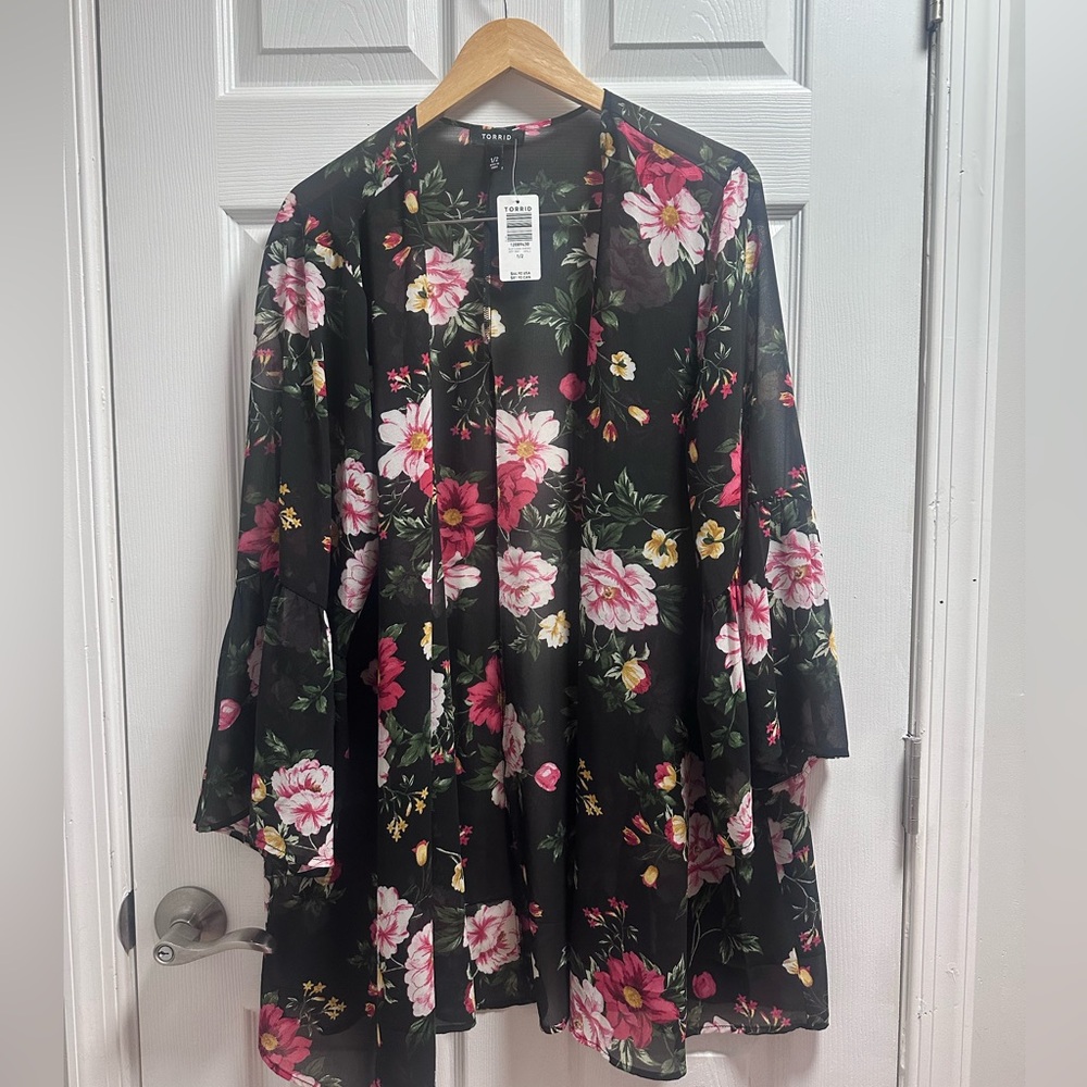 torrid Black Sheer Floral Kimono with Pink & Yellow Blooms